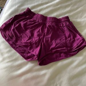 Lululemon hotty hot shorts